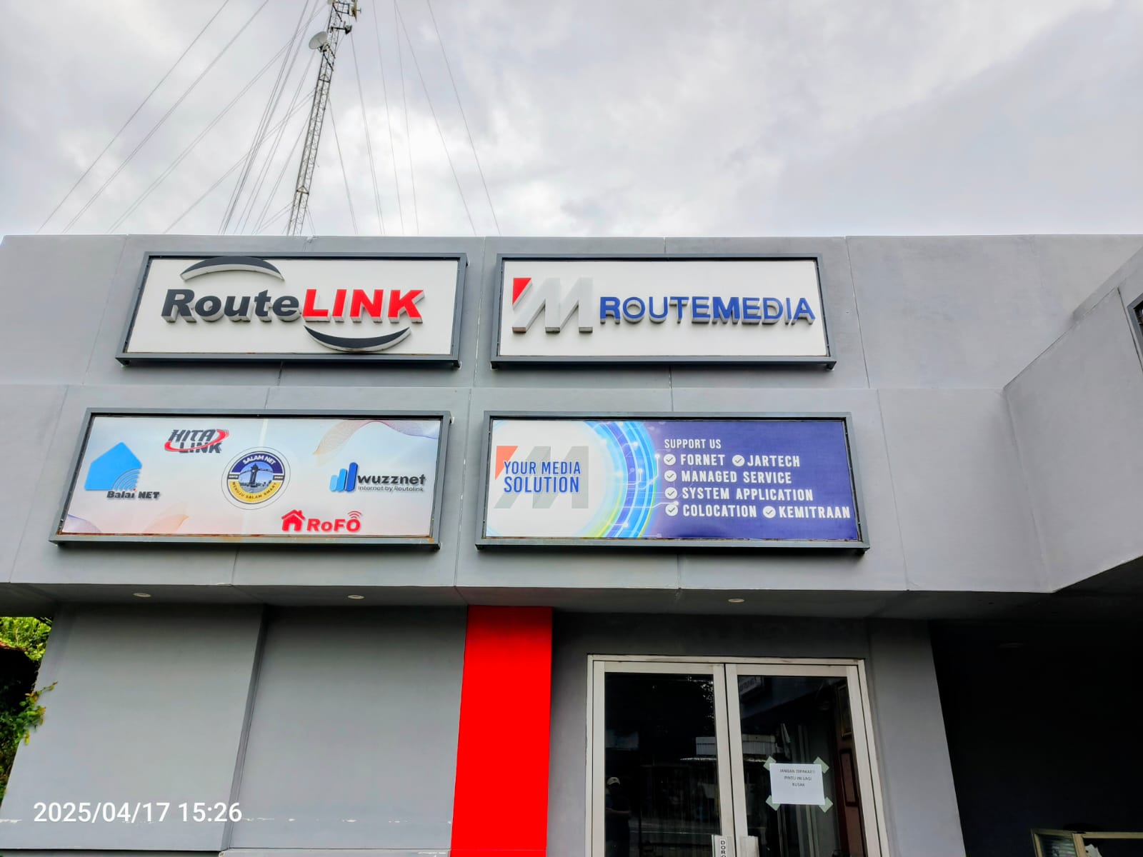 Stiker Papan Nama - Branding Outdoor & Indoor - STIKER product